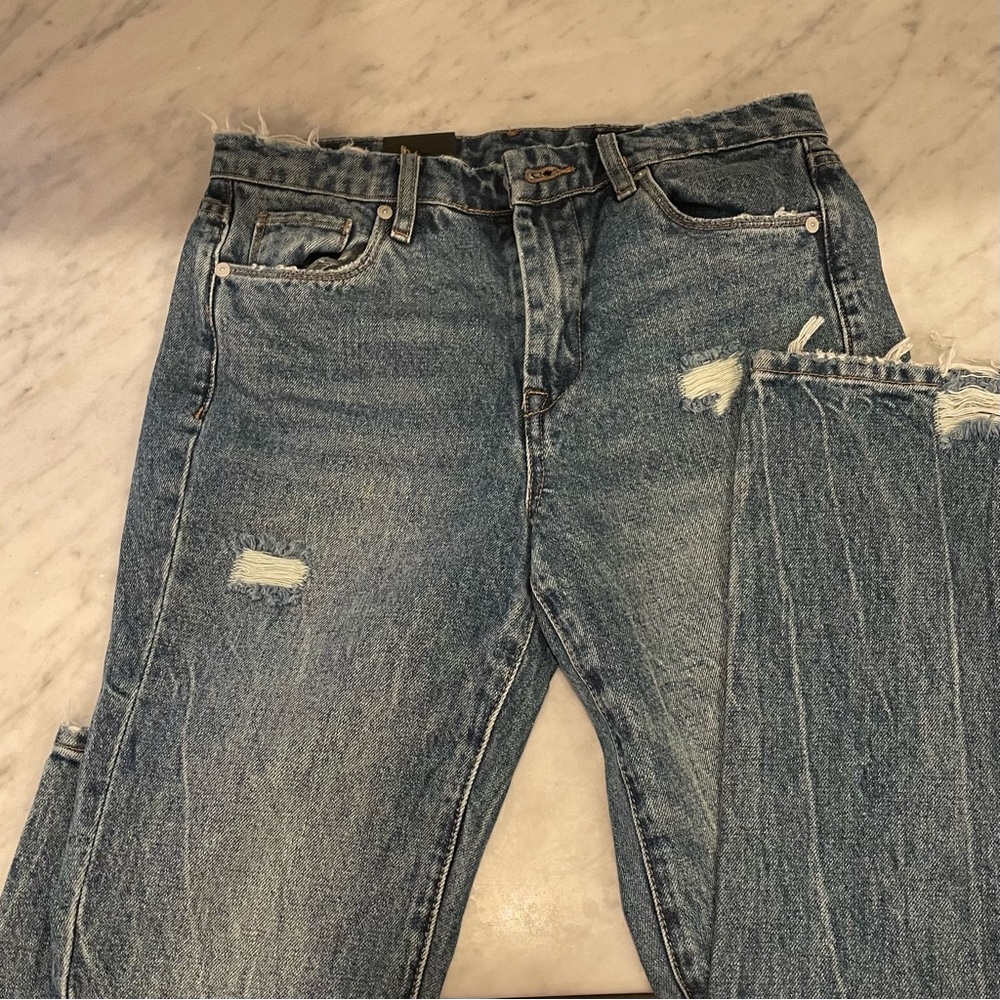 High Rise Crop - Picture 4 of 5